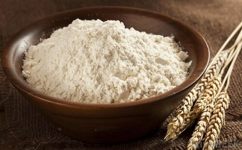 Dầu gội khô Batiste Dry Shampoo với thành phần chính là bột gạo giúp hiệu quả toàn diện và tuyệt đối