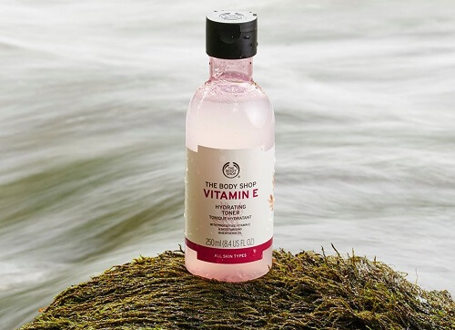Nước hoa hồng The Body Shop Vitamin E Hydrating Toner cho bạn sở hữu làn da tươi tắn, khỏe đẹp