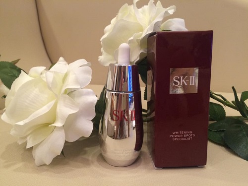 SK - II dòng serum trị mụn được ưa chuộng rất nhiều