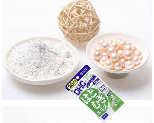 Viên uống dưỡng trắng DHC với sự góp mặt của bột ngọc trai giúp làn da trắng hồng tự nhiên từ sâu bên trong